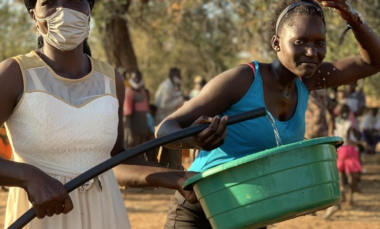 الموارد المائية وأزمة المياه (المياه) - This is an image with the theme "Health and Wellness in Africa" from: